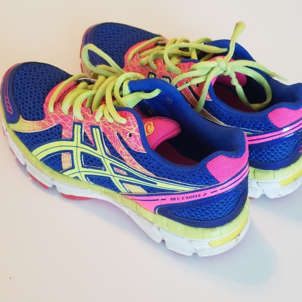 Asics AHAR + gel shoes